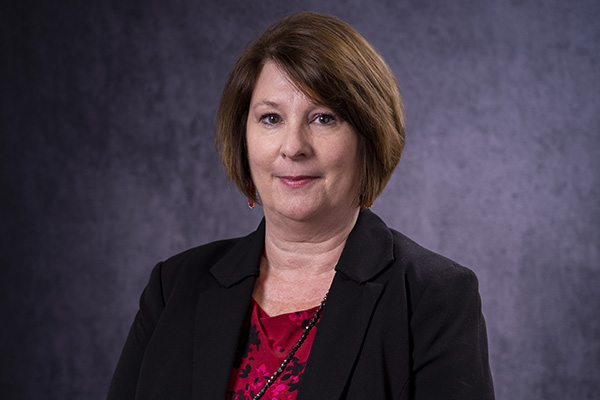 Shelly Denham headshot